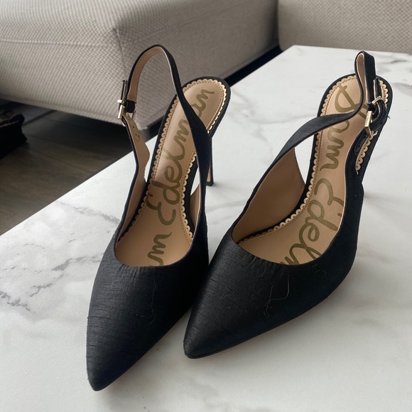 Black heels - Picture 2 of 4